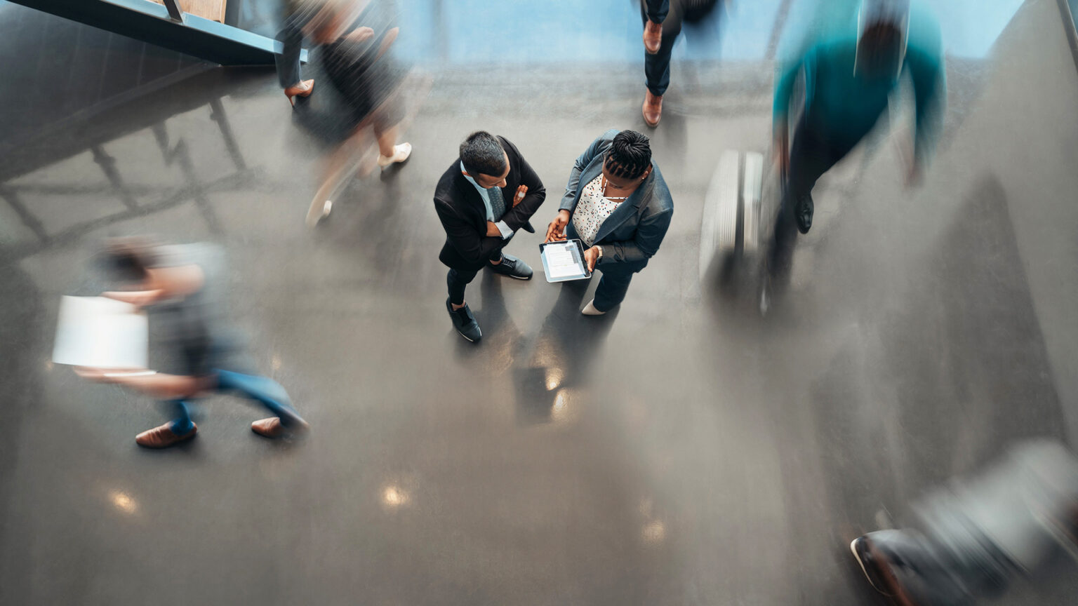 13_Identity_moving_people-02